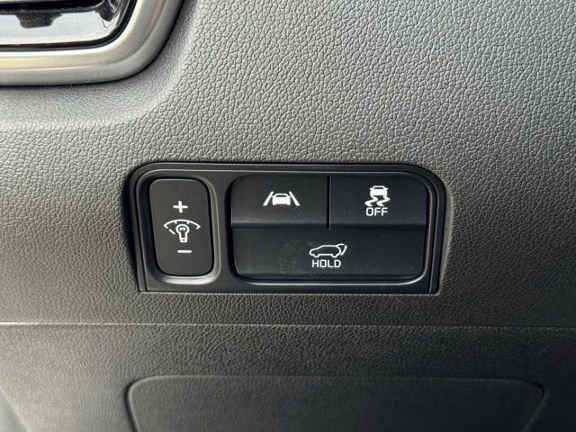 Used 2023 Kia Sorento SX AWD/4WD image 28