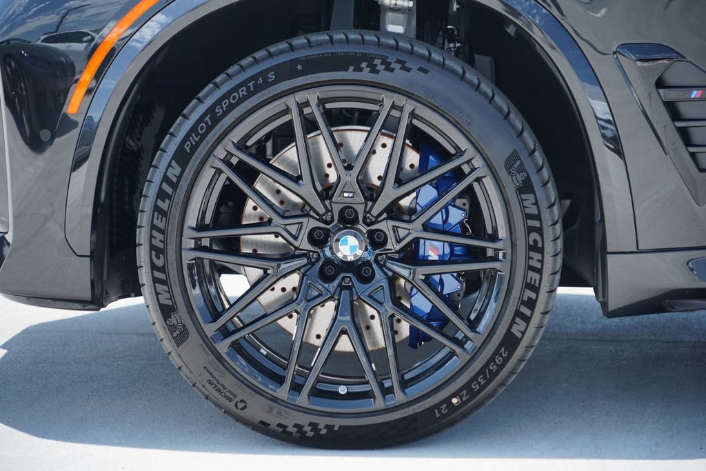 New 2026 BMW X5 M Competition w/ Executive Package AWD/4WD image 4