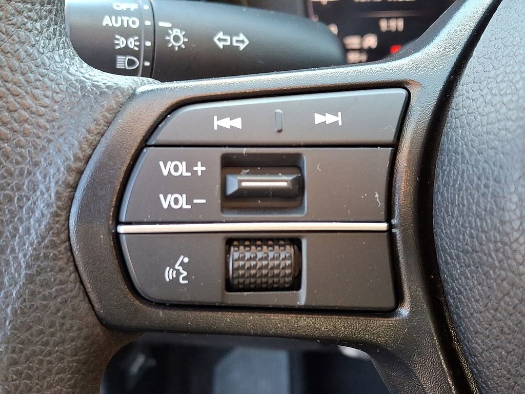 Used 2023 Honda Accord LX image 21