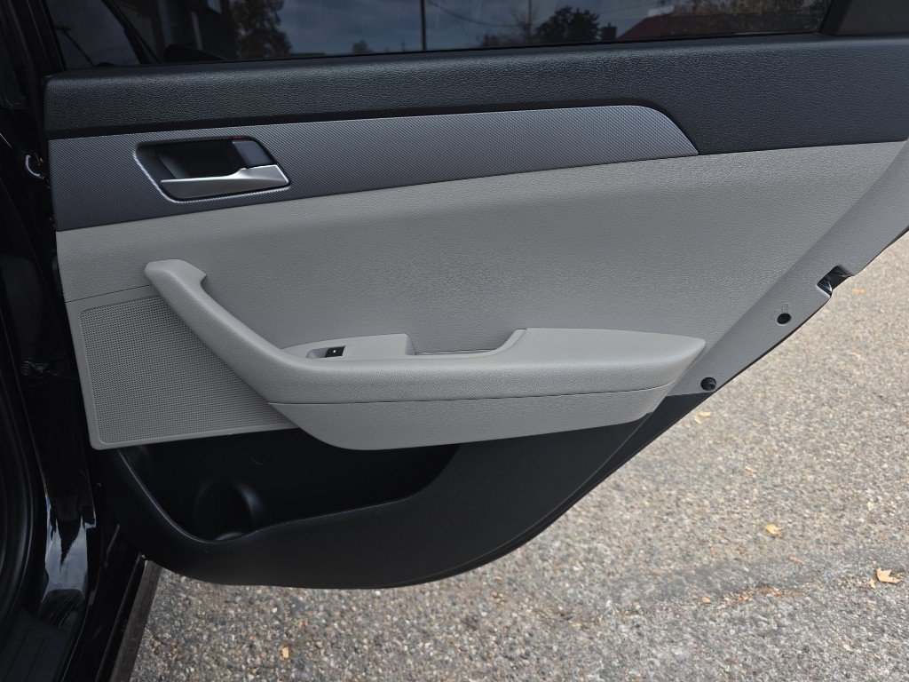 Used 2018 Hyundai Sonata ECO image 25