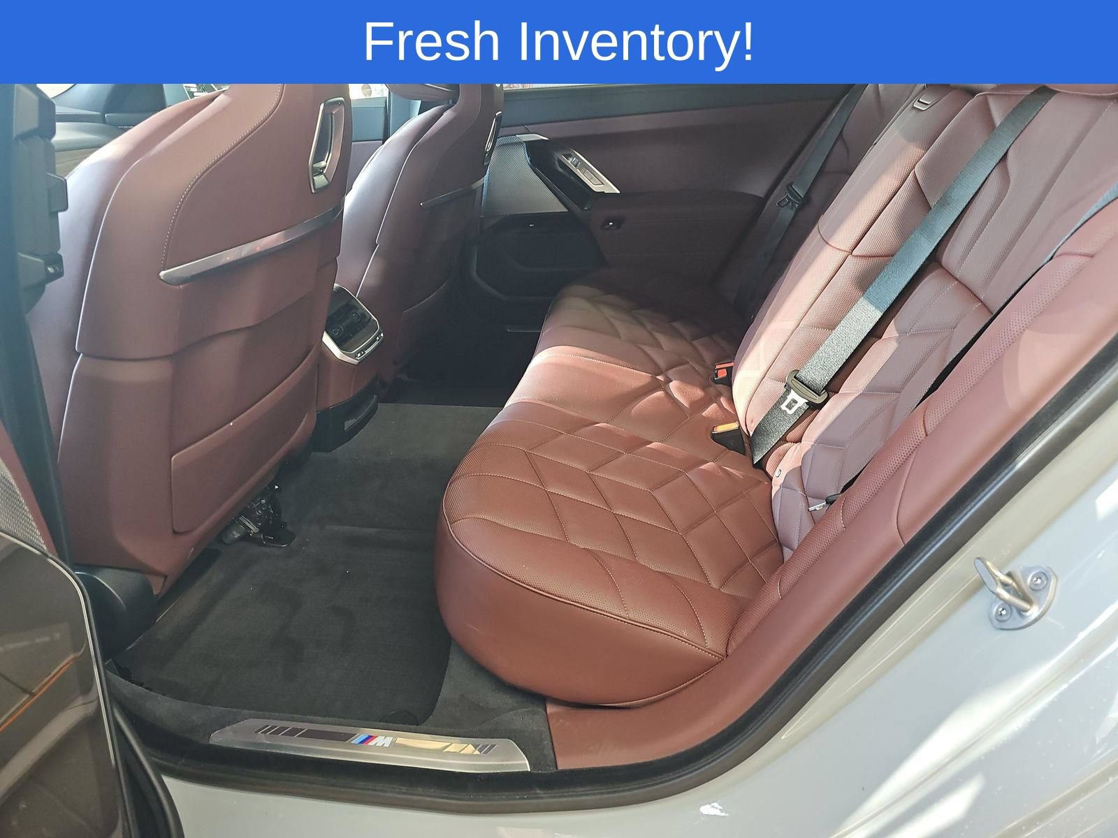 Used 2026 BMW 740i xDrive w/ Premium Package AWD/4WD image 19