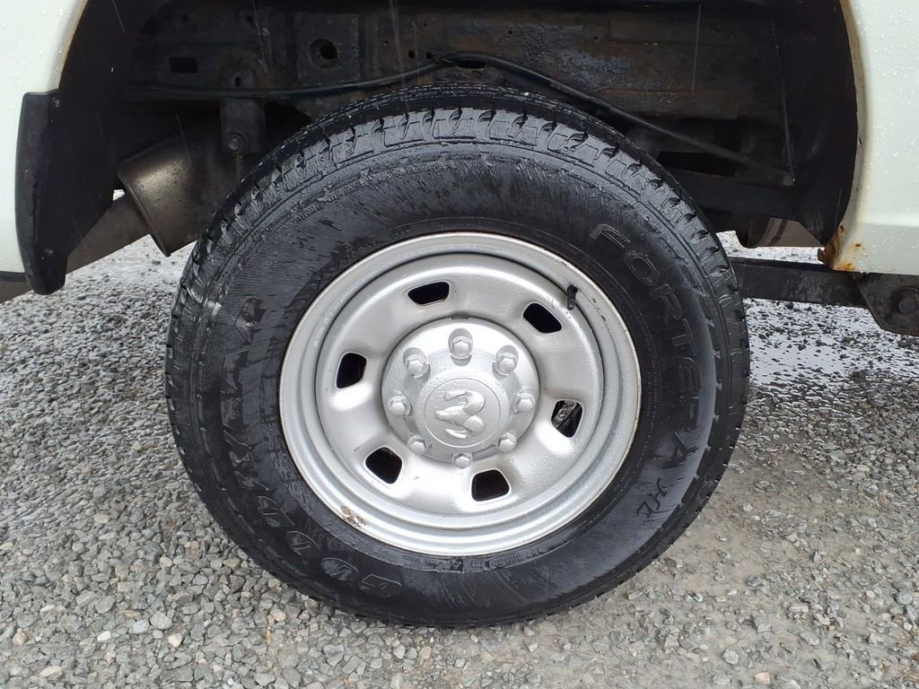 Used 2014 RAM 2500 Tradesman AWD/4WD image 15