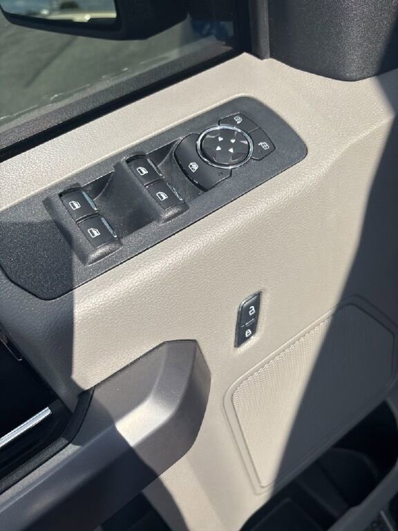 Used 2019 Ford F150 XLT w/ Equipment Group 302A Luxury image 18