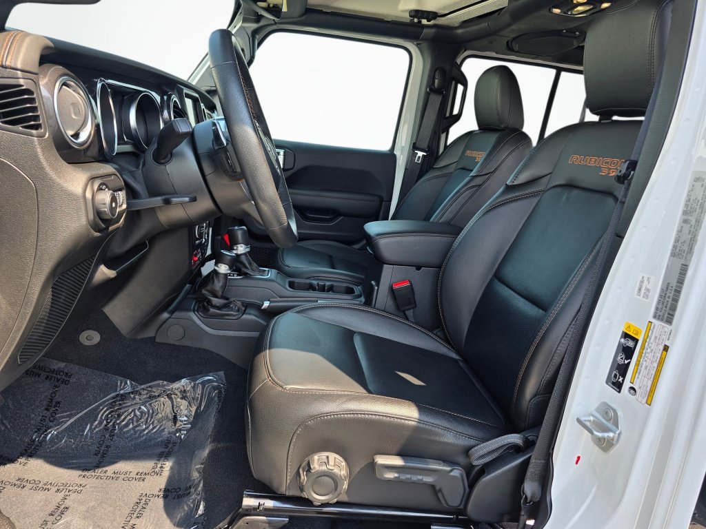 Used 2021 Jeep Wrangler Unlimited Rubicon w/ Dual Top Group AWD/4WD image 13