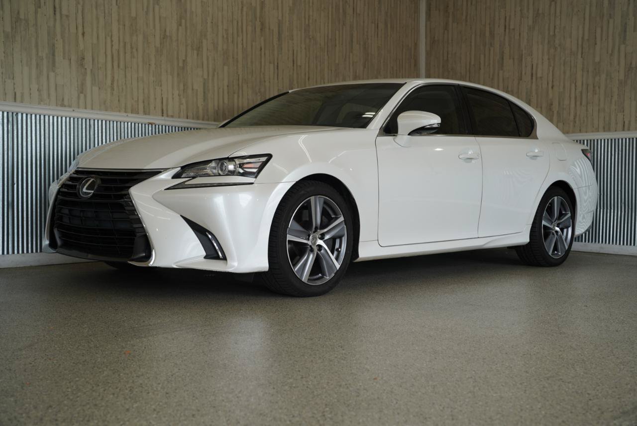 Used 2016 Lexus GS 200t RWD image 4