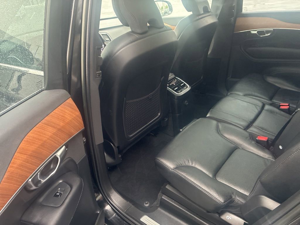 Used 2023 Volvo XC90 T8 Plus w/ Protection Package Premier image 6