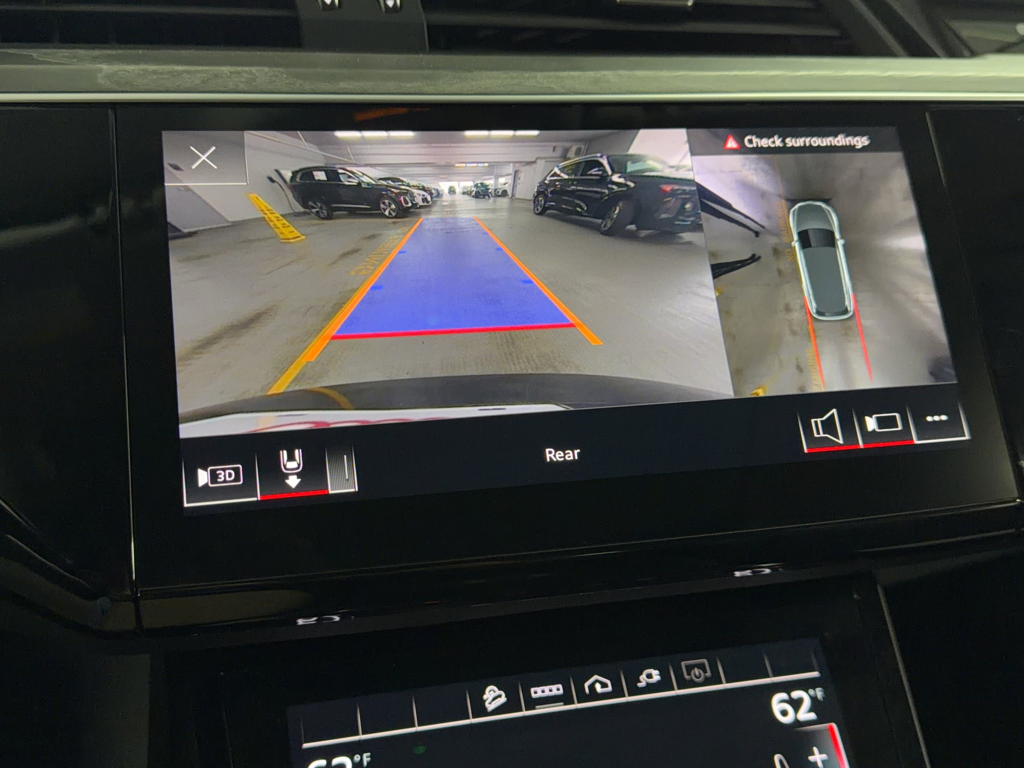 Used 2023 Audi e-tron Premium w/ Convenience Plus Package image 24