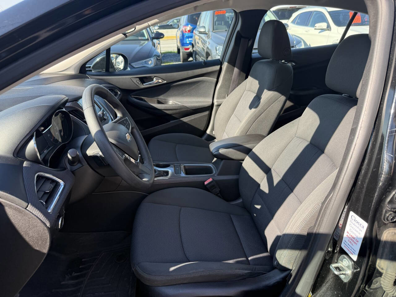 Used 2016 Chevrolet Cruze LT w/ Convenience Package FWD image 12