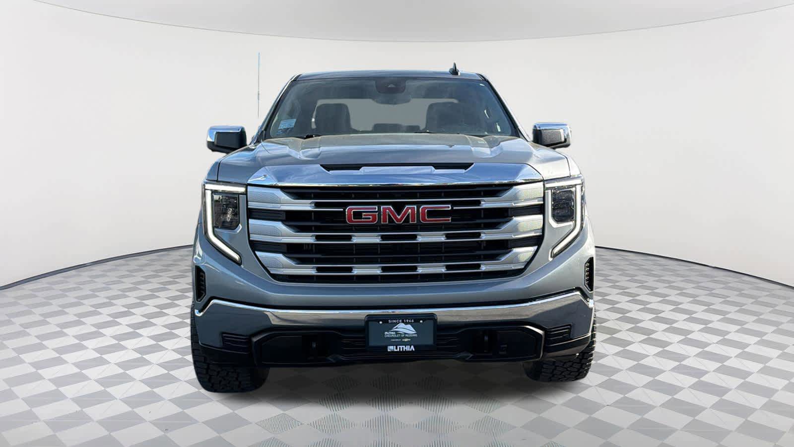 Used 2023 GMC Sierra 1500 SLE w/ Enhanced Capability Package image 2