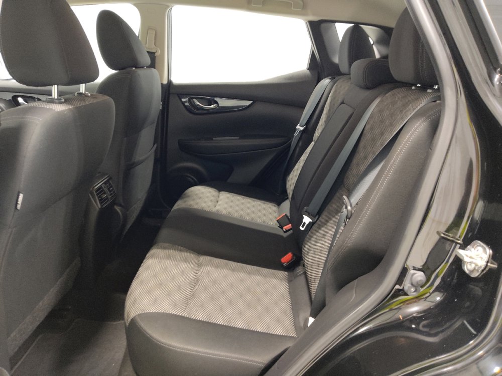 Used 2019 Nissan Rogue Sport SV w/ All-Weather Package AWD/4WD image 18