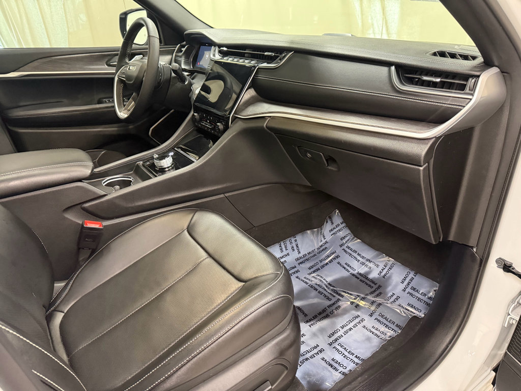 Used 2024 Jeep Grand Cherokee Limited 4xe image 24