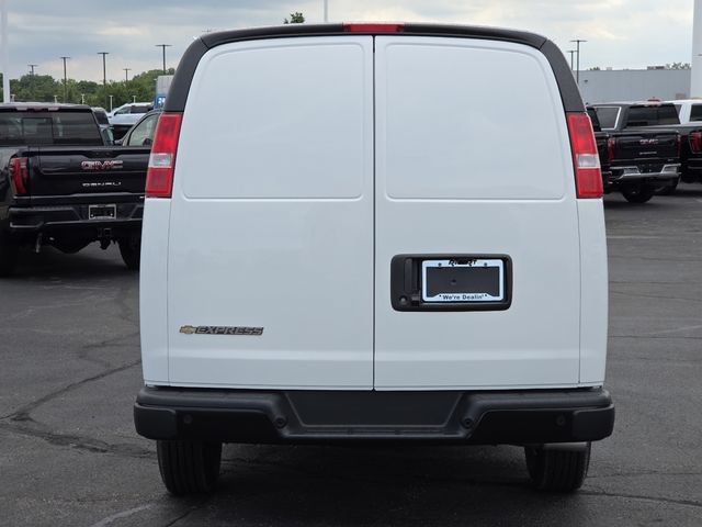 New 2026 Chevrolet Express 2500 w/ Driver Convenience Package RWD image 15