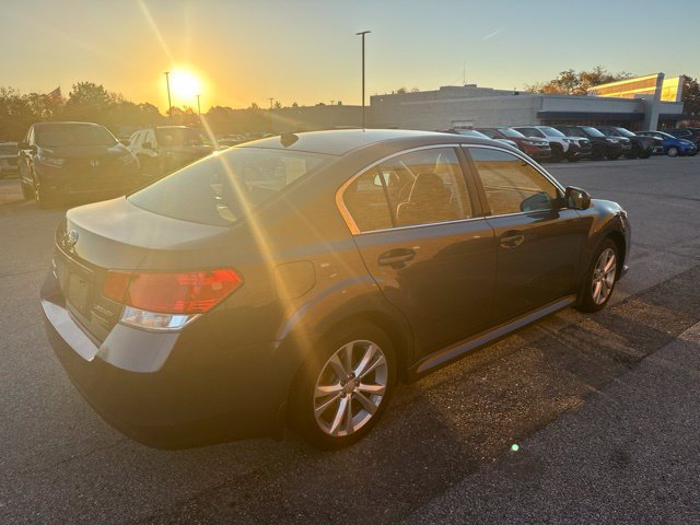 Used 2014 Subaru Legacy 2.5i Premium AWD/4WD image 3