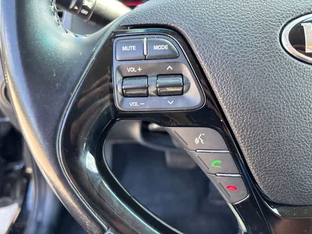 Used 2017 Kia Forte S FWD image 10