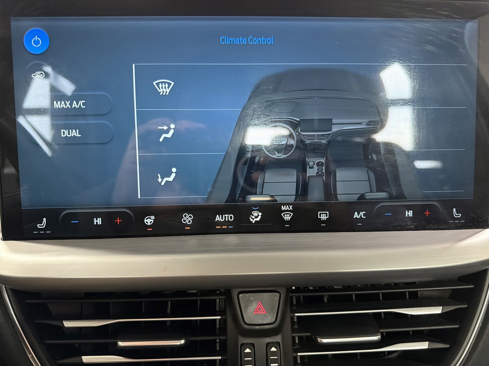 Used 2024 Ford Escape Platinum image 23