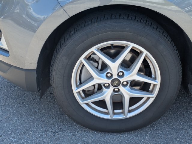 Used 2024 Ford Edge SEL AWD/4WD image 12