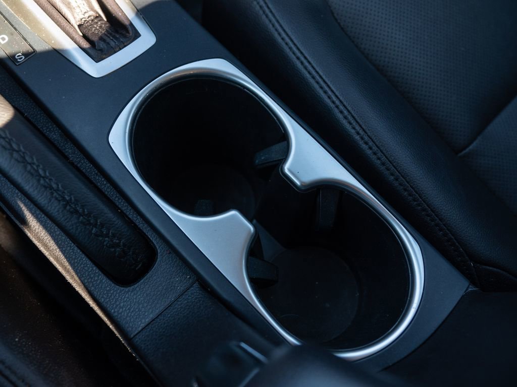 Certified 2018 Acura ILX w/ Premium Package image 34