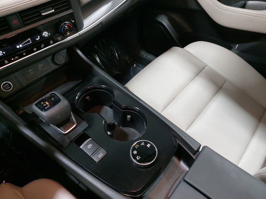 Certified 2023 Nissan Rogue SV w/ SV Premium B Package image 26