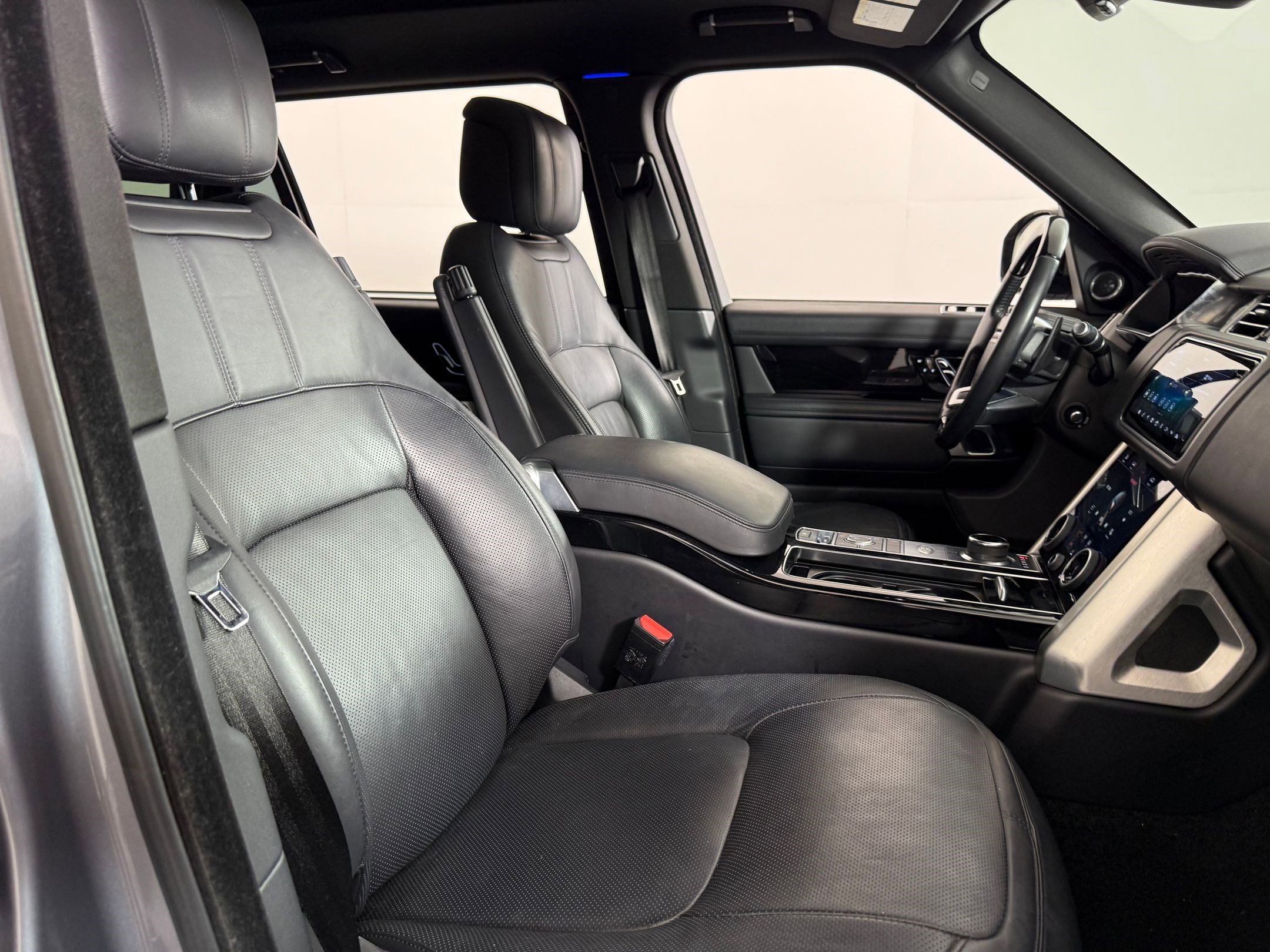 Used 2020 Land Rover Range Rover Long Wheelbase HSE AWD/4WD image 28