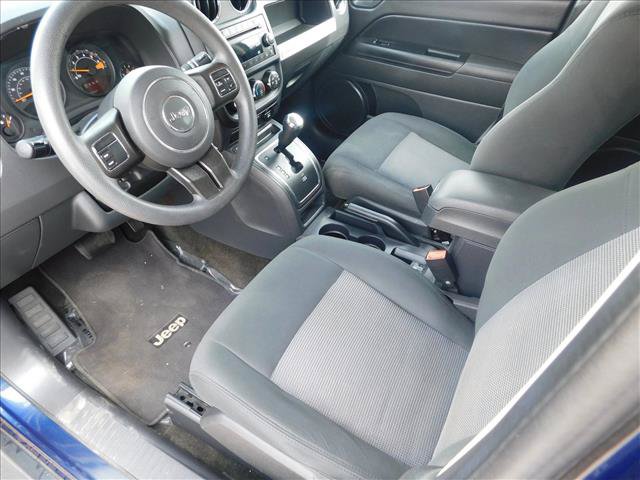 Used 2015 Jeep Compass Sport w/ Power Value Group AWD/4WD image 16