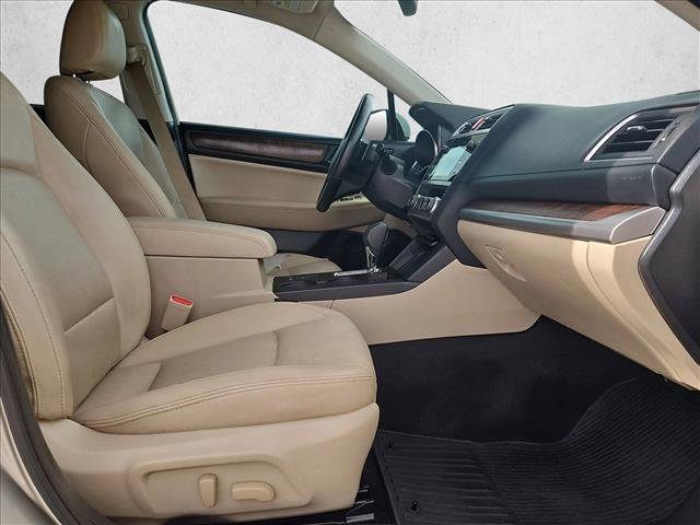 Used 2016 Subaru Outback 3.6R Limited image 22