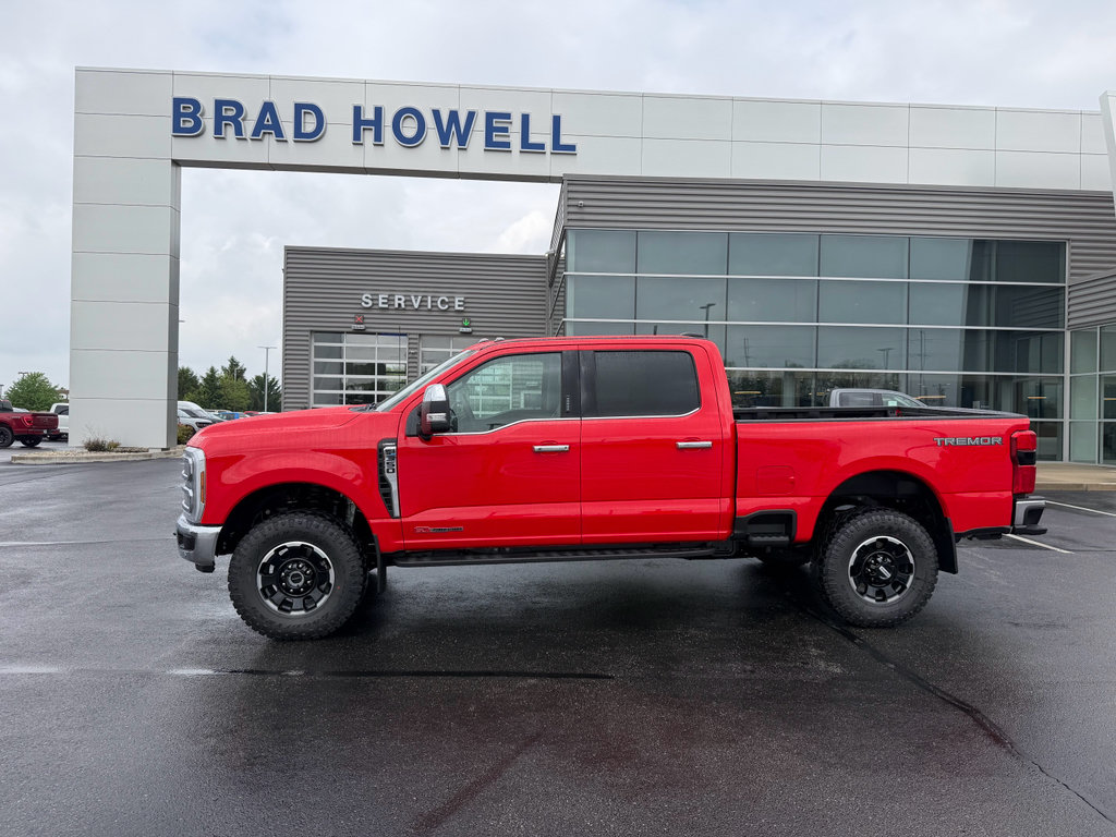 New 2026 Ford F350 Lariat w/ Tremor Off-Road Package