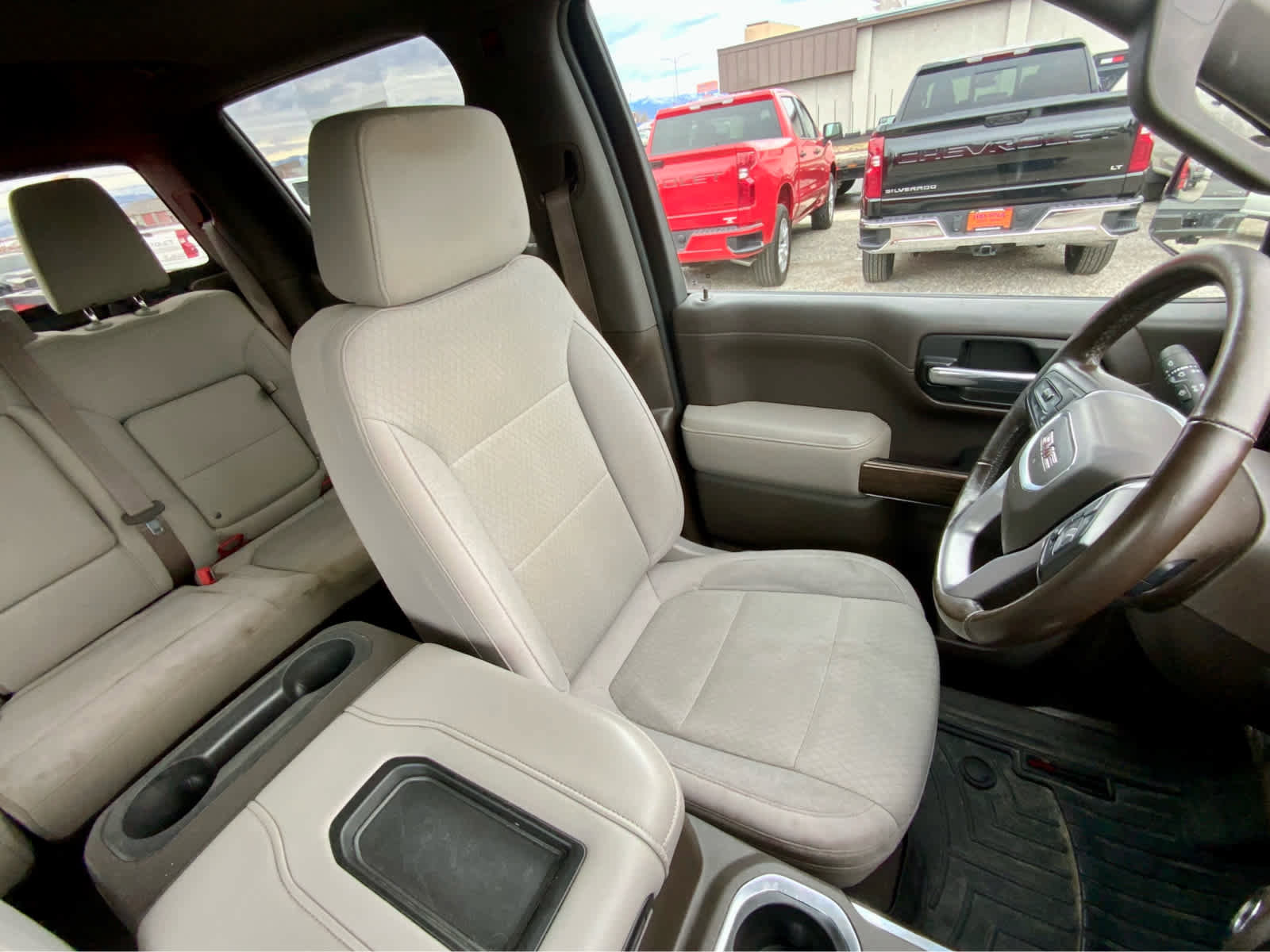 Used 2020 GMC Sierra 1500 Elevation w/ Elevation Value Package image 29