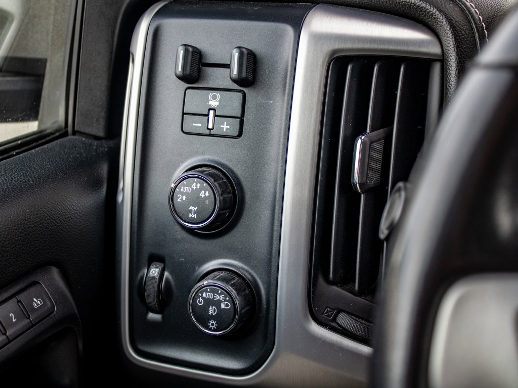 Used 2015 GMC Sierra 1500 SLT w/ Max Trailering Package image 30