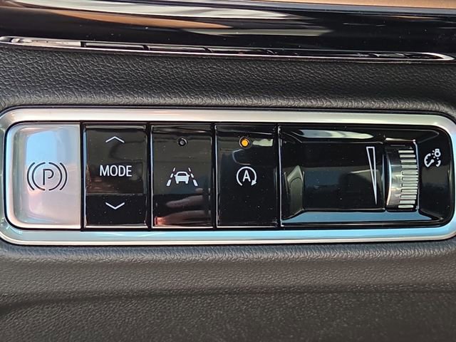 New 2025 Buick Envision Sport Touring image 18