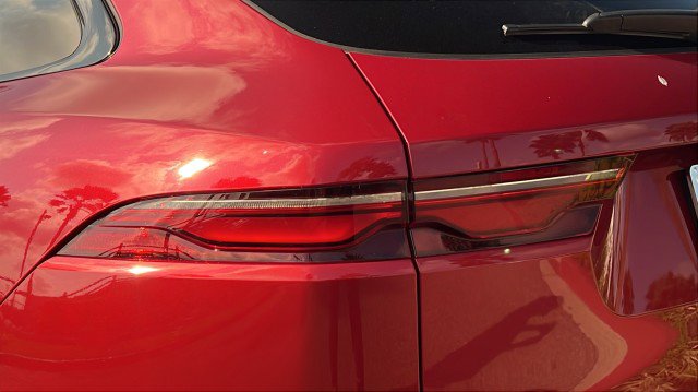 Used 2025 Jaguar F-PACE R-Dynamic S image 2