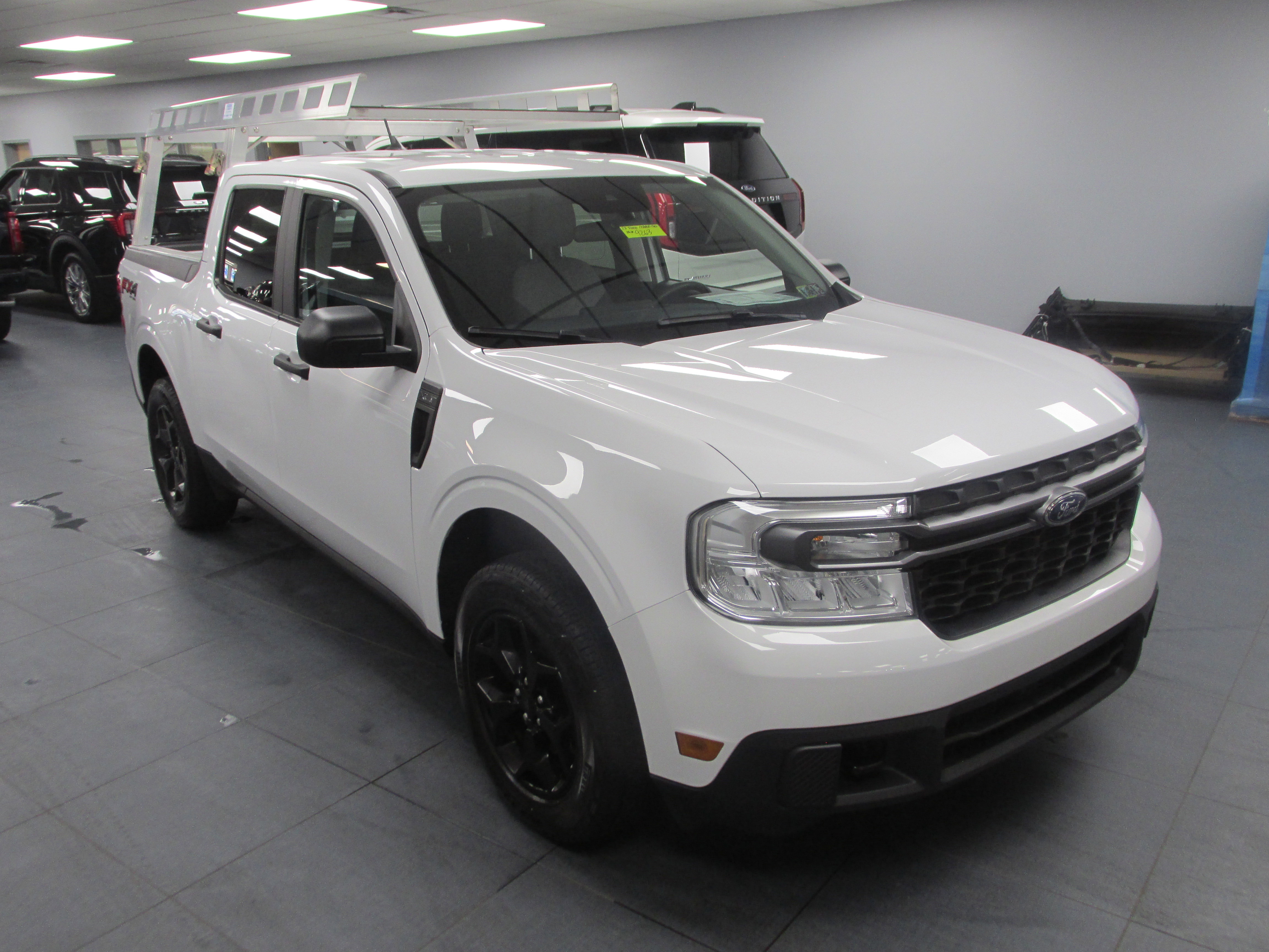 Used 2023 Ford Maverick XLT w/ Equipment Group 300A Standard AWD/4WD image 3