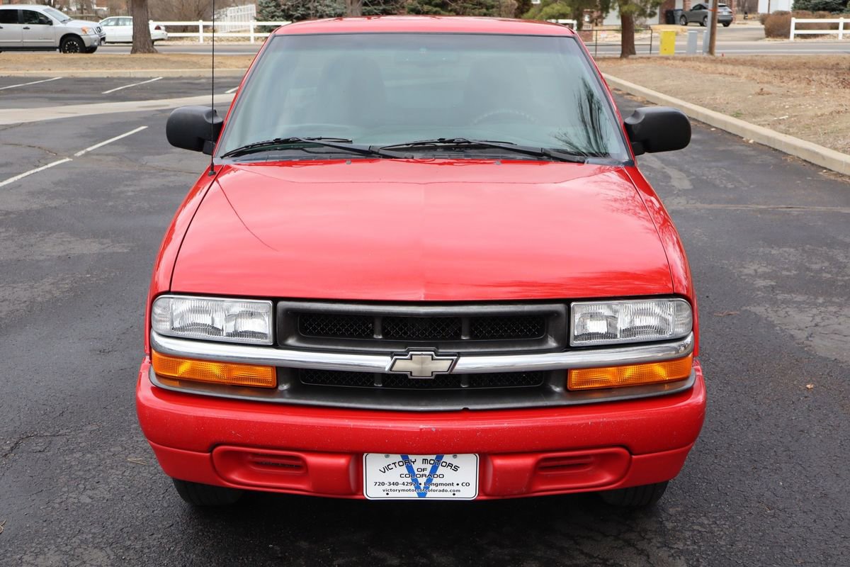 Used 2000 Chevrolet S10 Pickup LS w/ Preferred Equipment Group RWD image 12