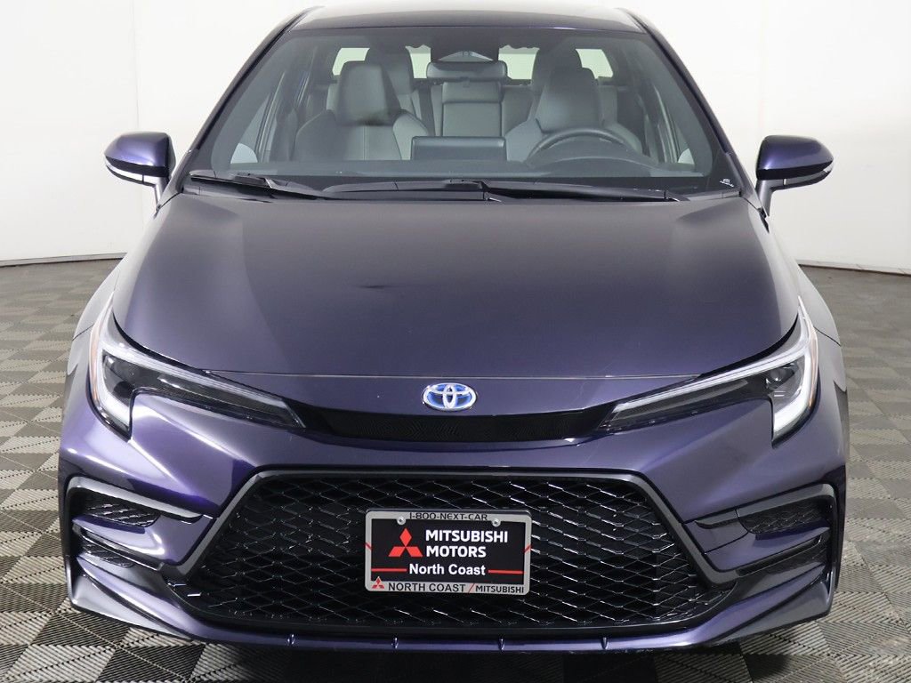 Used 2024 Toyota Corolla SE w/ Convenience Package image 9