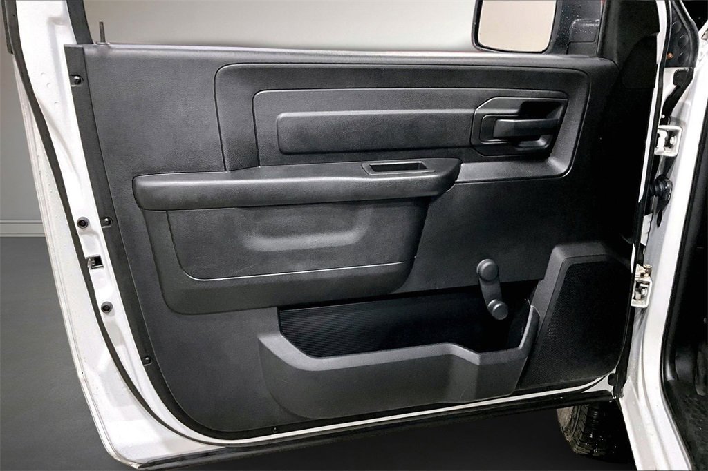 Used 2018 RAM 2500 Tradesman w/ Chrome Appearance Group image 20