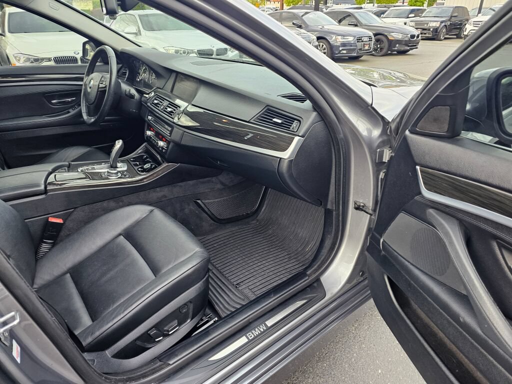 Used 2013 BMW 528i xDrive Sedan AWD/4WD image 10