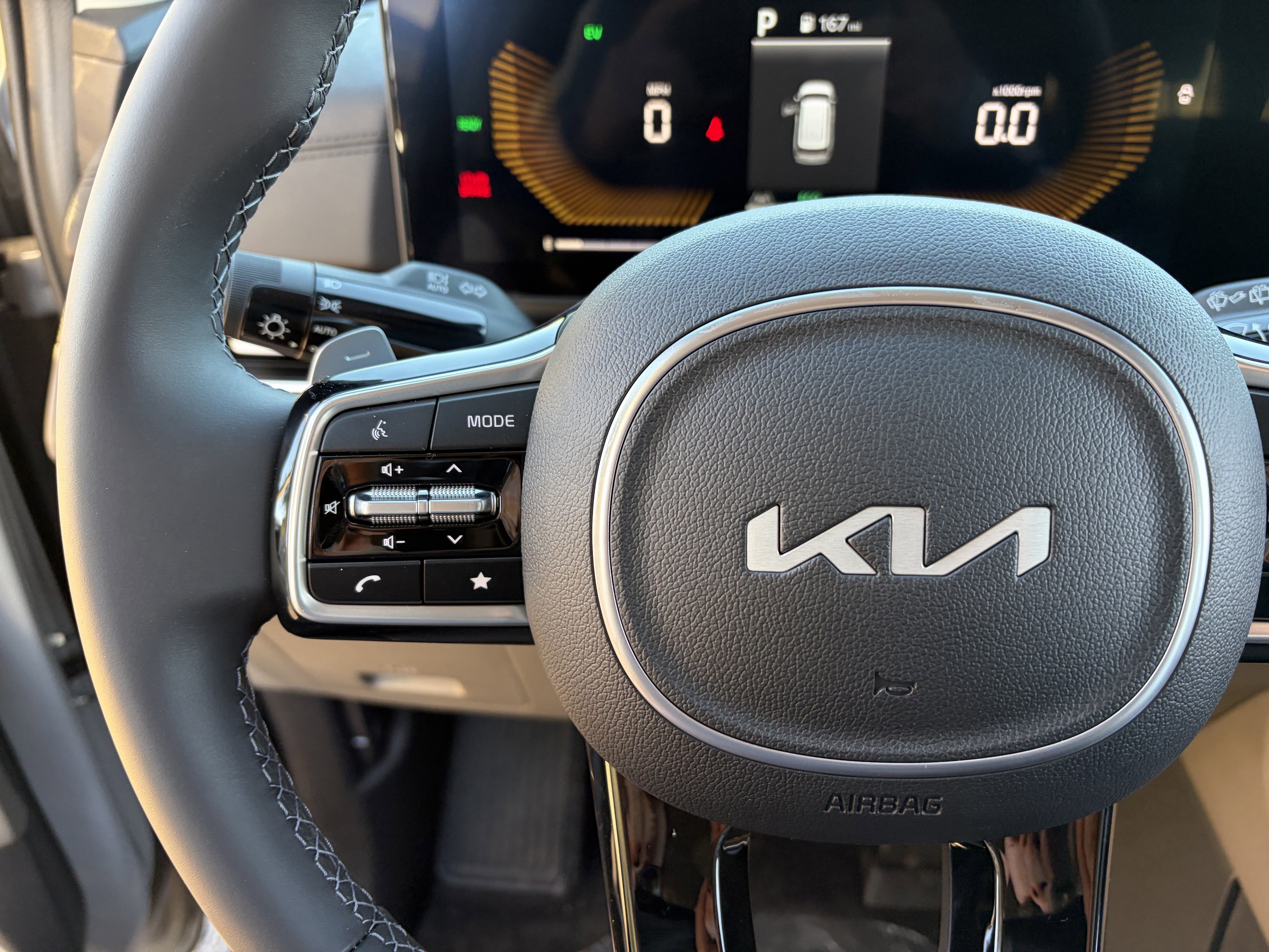 New 2026 Kia Carnival EX image 22