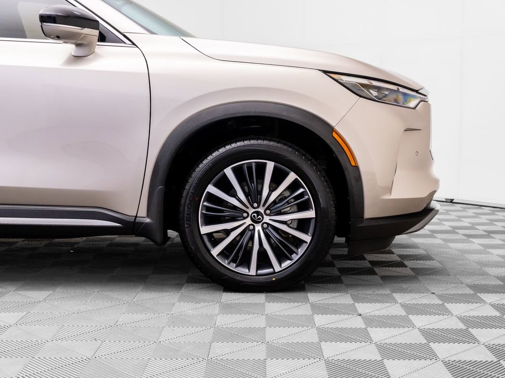 Used 2023 INFINITI QX60 Sensory w/ Vision Package AWD/4WD image 36