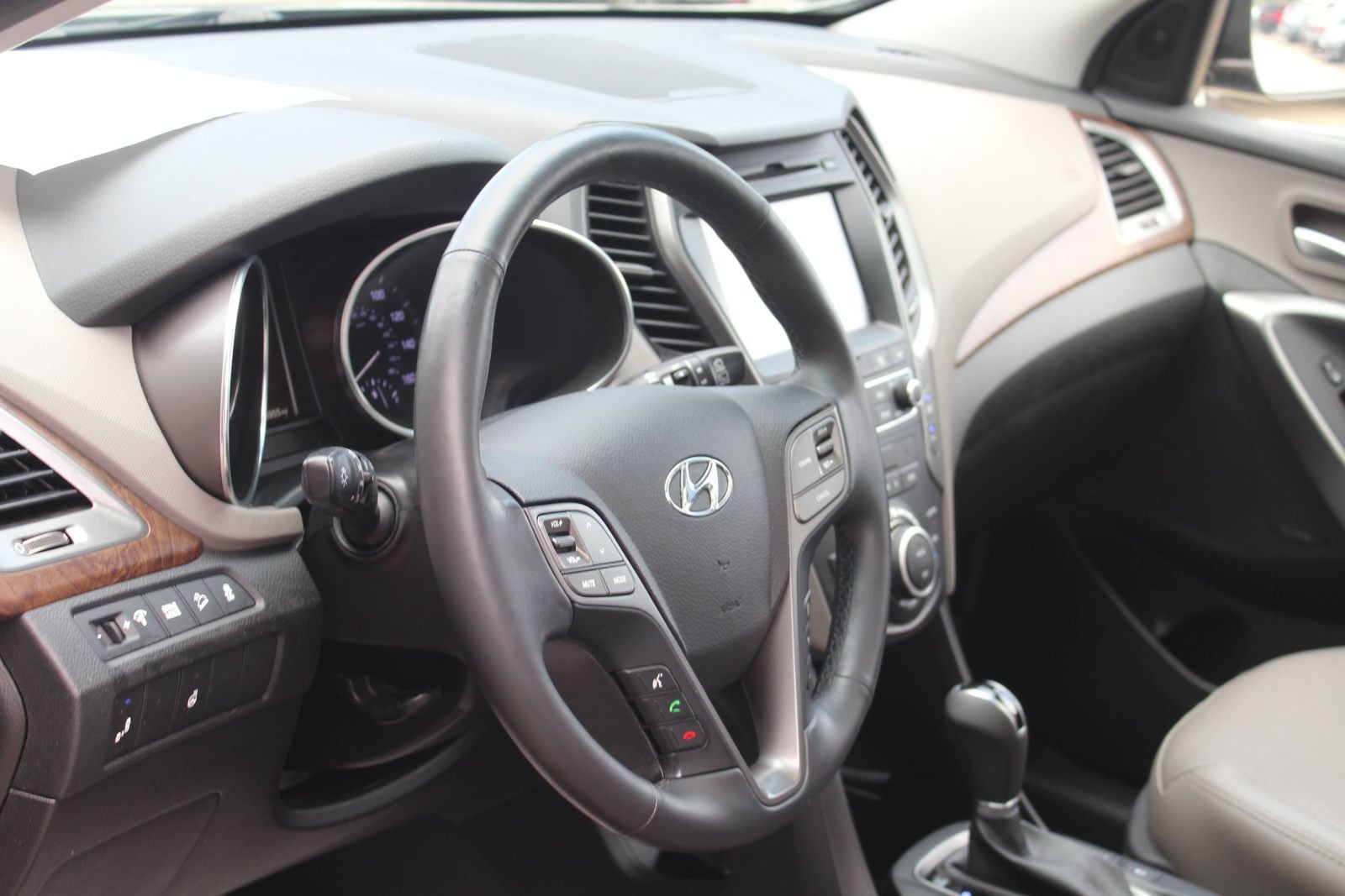 Used 2018 Hyundai Santa Fe Sport w/ 2.4L Tech Package 04 FWD image 23