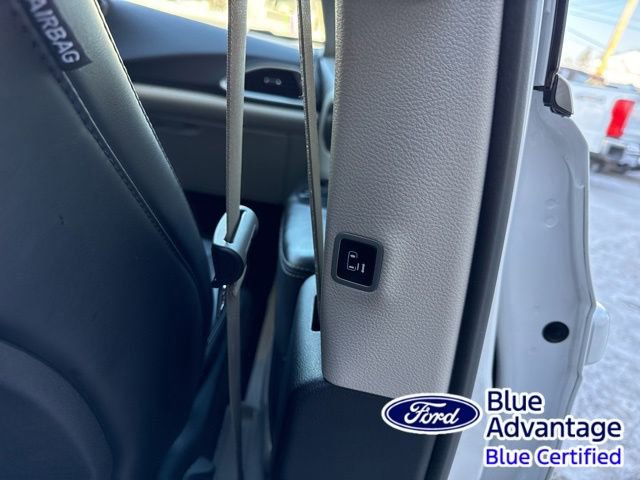 Used 2024 Chrysler Pacifica Touring-L image 33