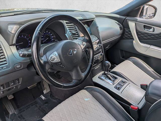 Used 2017 INFINITI QX70 2WD w/ Limited Package image 13