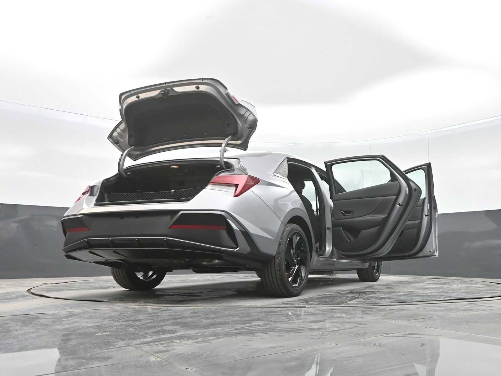 New 2026 Hyundai Elantra SEL Sport Premium image 34