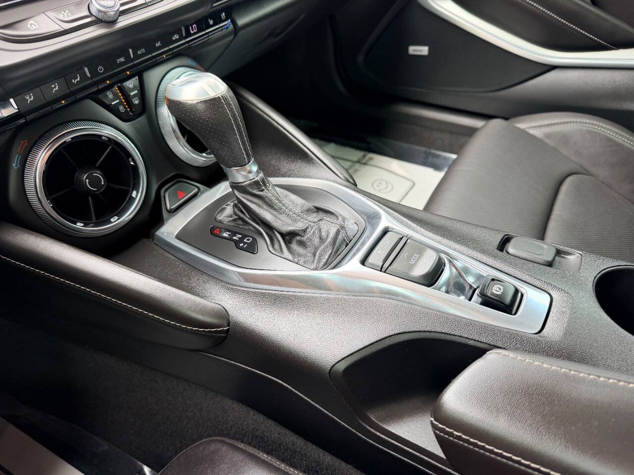 Used 2018 Chevrolet Camaro SS RWD image 38