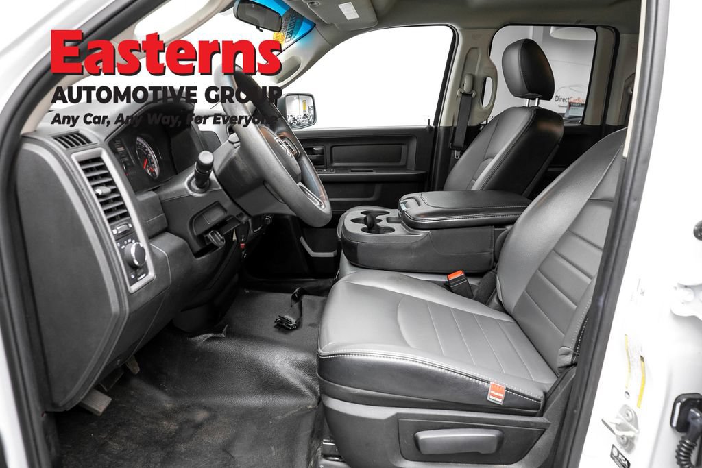 Used 2023 RAM 1500 Tradesman w/ Chrome Appearance Group RWD image 14