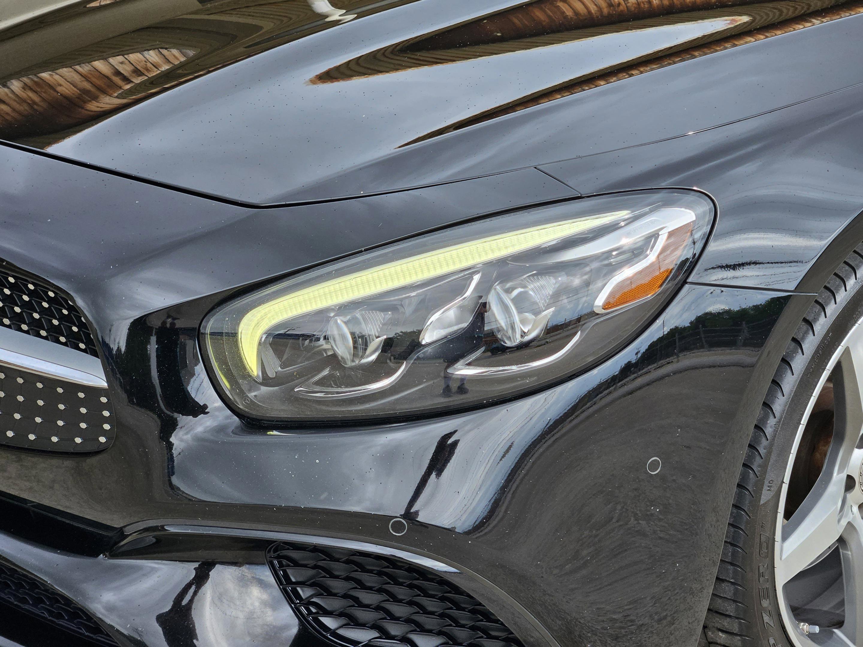 Used 2017 Mercedes-Benz SL 550 image 9