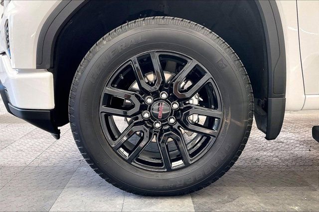 Used 2025 GMC Sierra 1500 Elevation AWD/4WD image 8