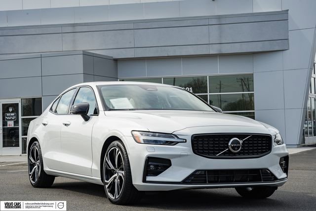 Used 2025 Volvo S60 B5 Plus