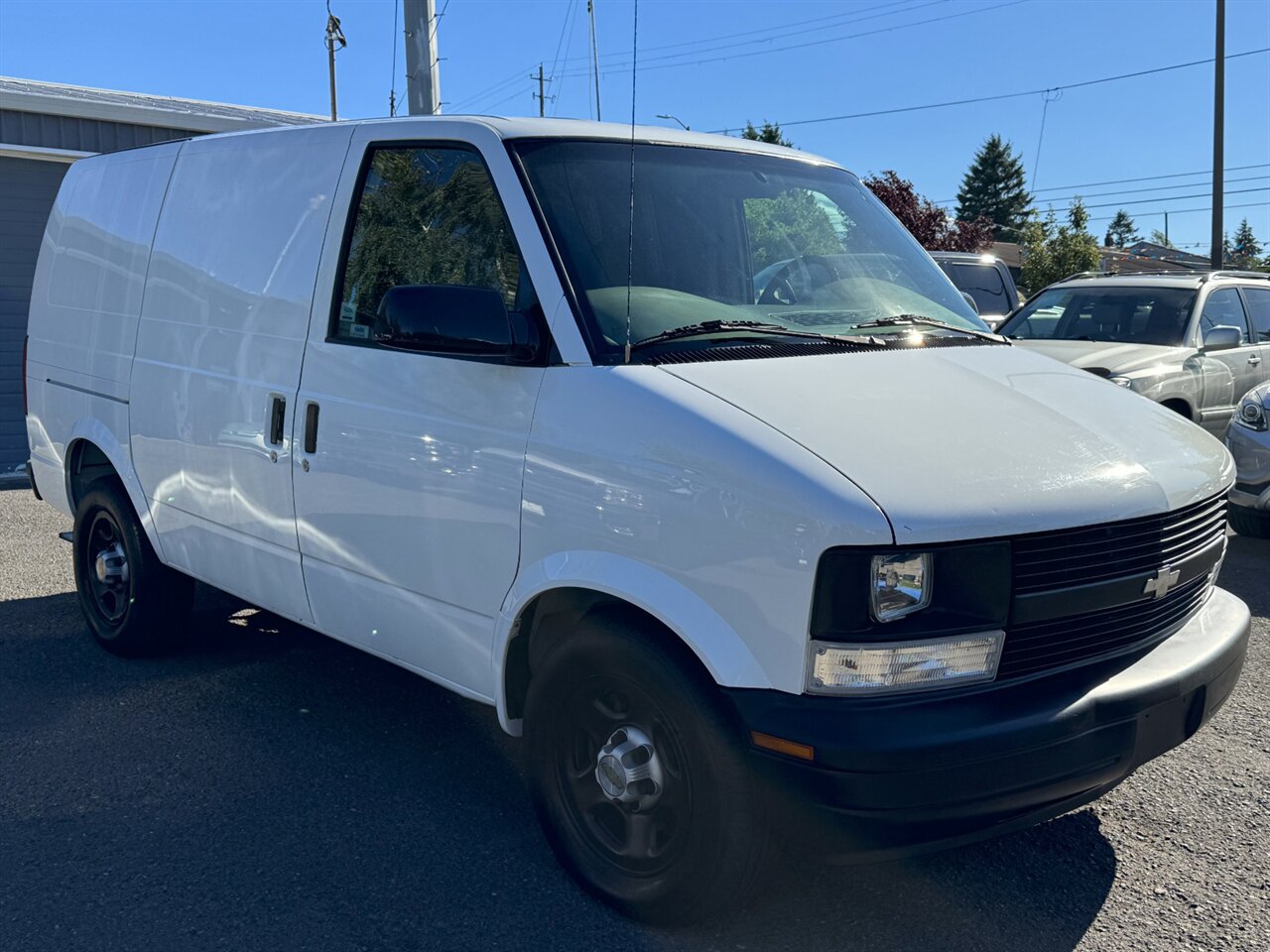 Used 2005 Chevrolet Astro RWD image 5
