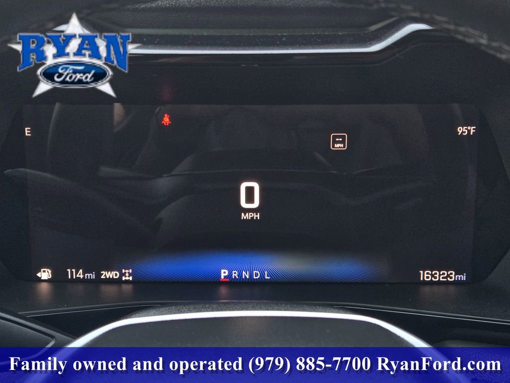 Used 2025 Chevrolet Colorado ZR2 w/ Technology Package AWD/4WD image 11