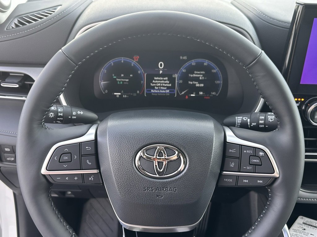New 2026 Toyota Highlander Limited image 22