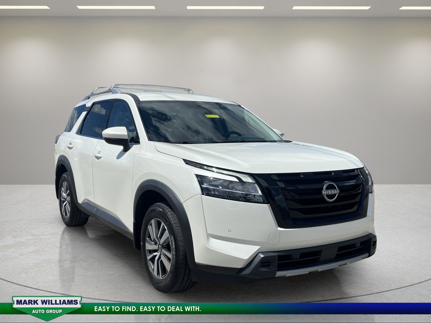 Used 2023 Nissan Pathfinder SL w/ Black Appearance Package